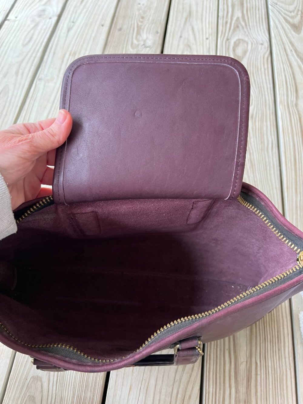 Vintage Coach glue-in label burgundy Handle Portfolio #5050 1970s 1980s rare - Picture 6 of 16